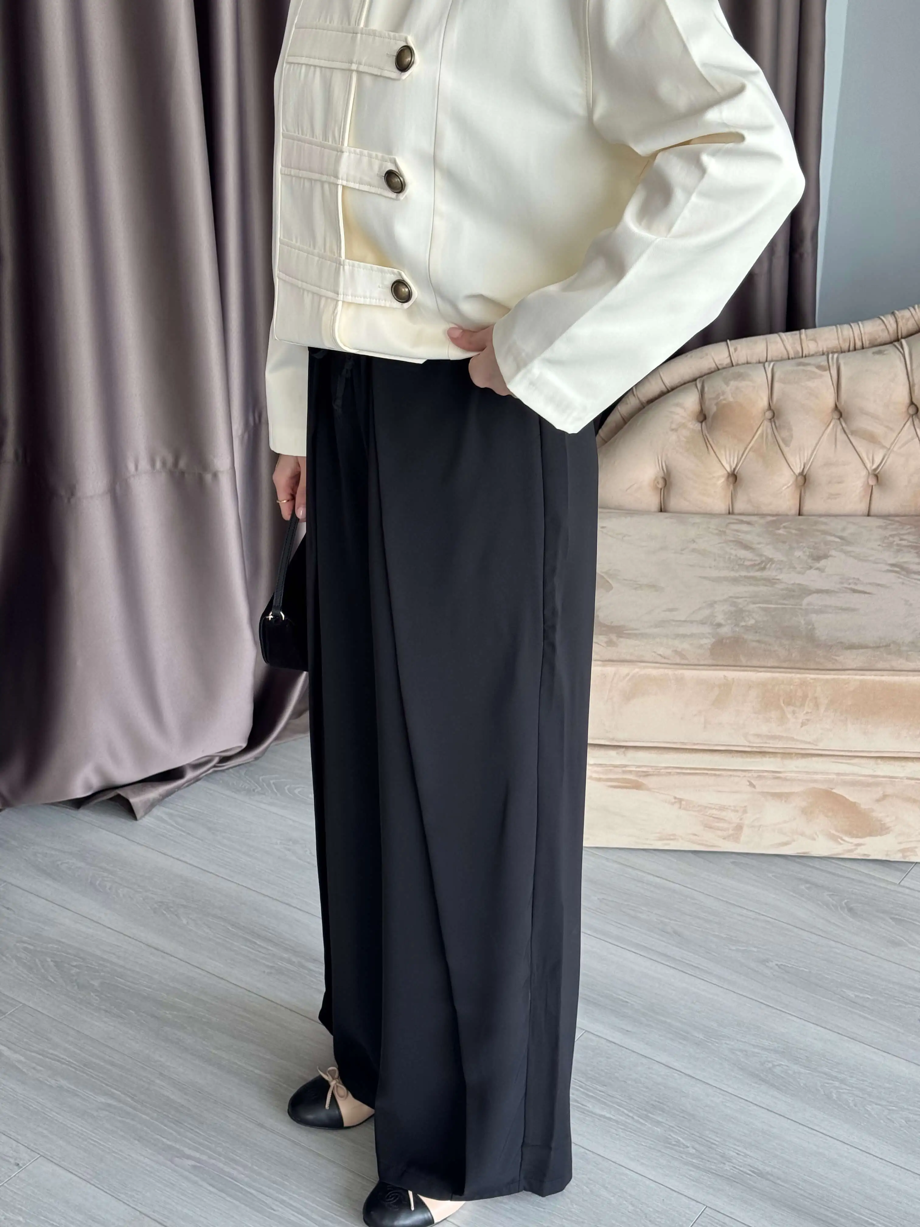 PİLE DETAYLI GENİŞ PAÇA PANTOLON SİYAH - 4
